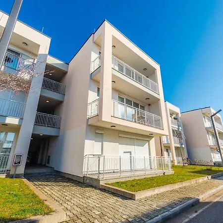 Serene Haven Talea By Pikhost 公寓 *