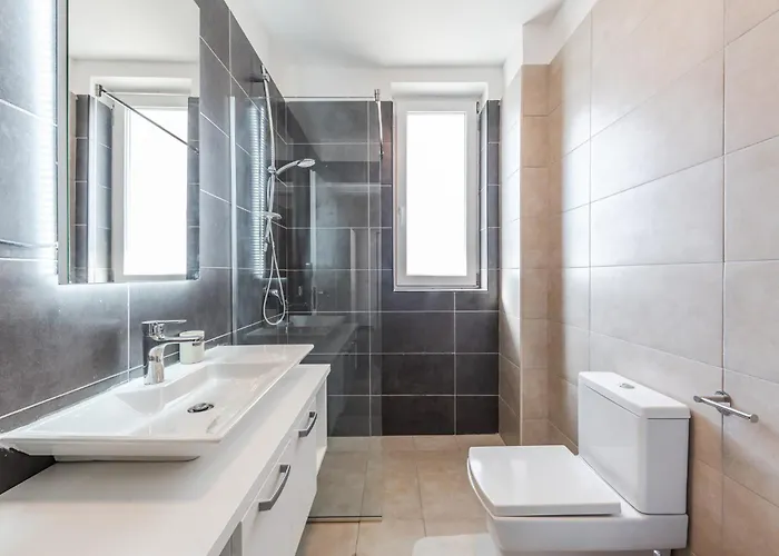 Serene Haven Talea By Pikhost Apartmán *