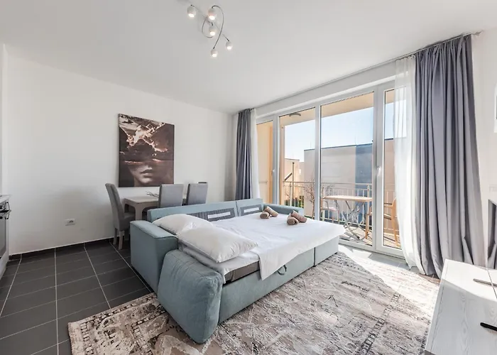 Serene Haven Talea By Pikhost Apartmán *